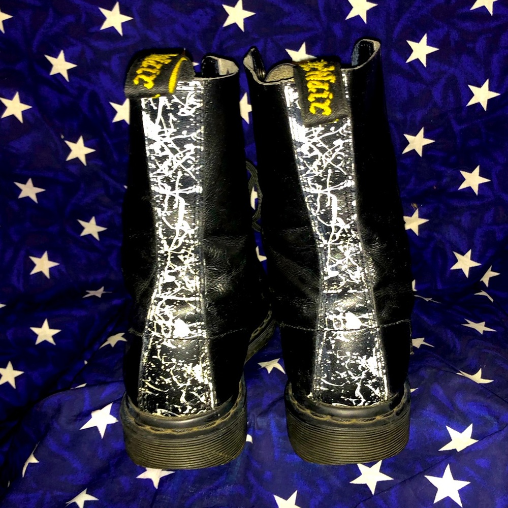👽 Dr Marten splatter paint back boots size 8 US soft leather SPECIAL $65 BONES